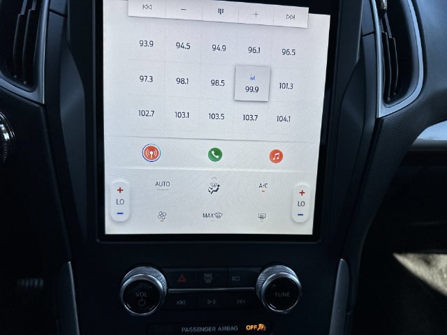 Certified 2024 Ford Edge SE w/ Black Appearance Package AWD/4WD image 19