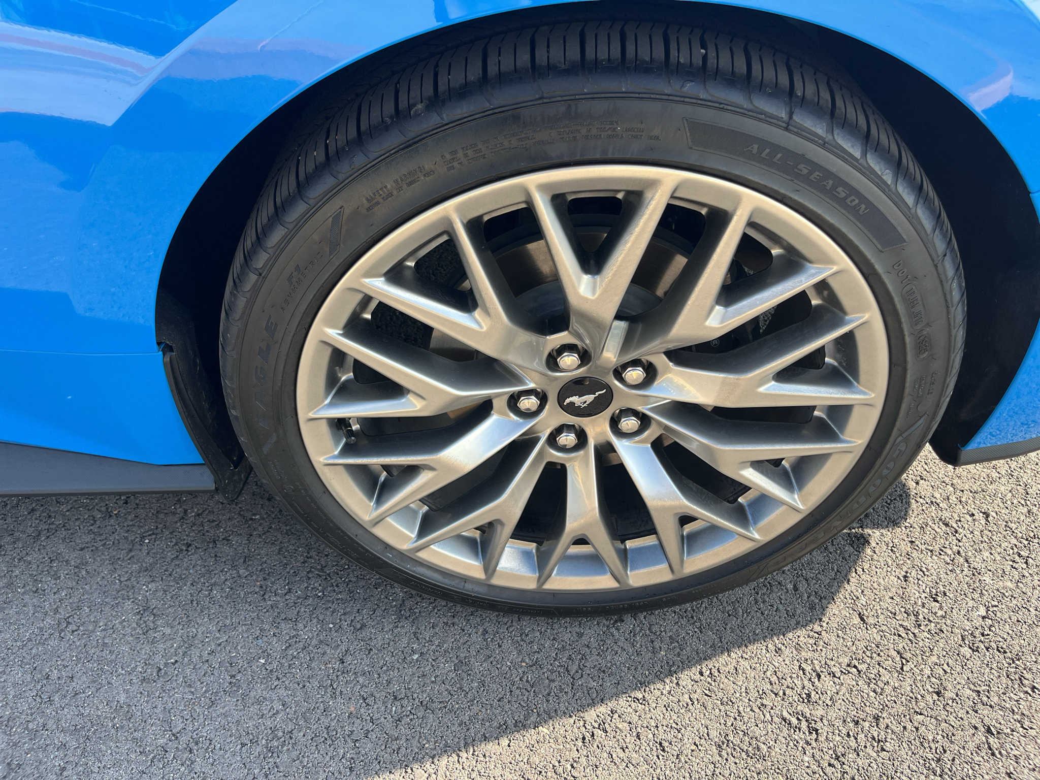 Certified 2025 Ford Mustang Premium RWD image 9