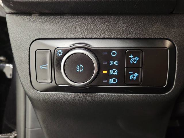 Certified 2025 Ford Escape Platinum AWD/4WD image 21