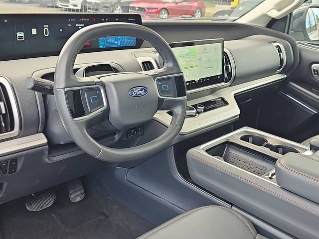 Certified 2025 Ford Expedition Active AWD/4WD image 20