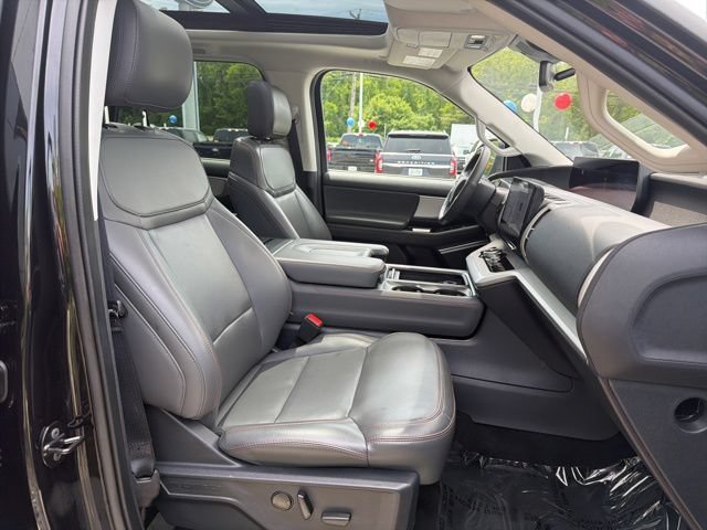 Certified 2025 Ford Expedition Active AWD/4WD image 20