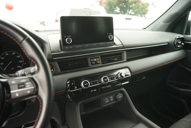 Used 2025 Honda Pilot Sport image 28