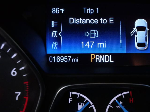 Certified 2018 Ford Focus SE w/ Cold Weather Package FWD image 20