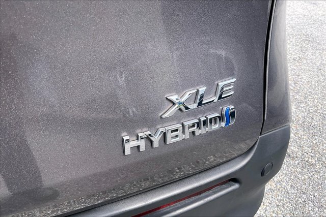 Used 2021 Toyota Sienna XLE FWD image 35