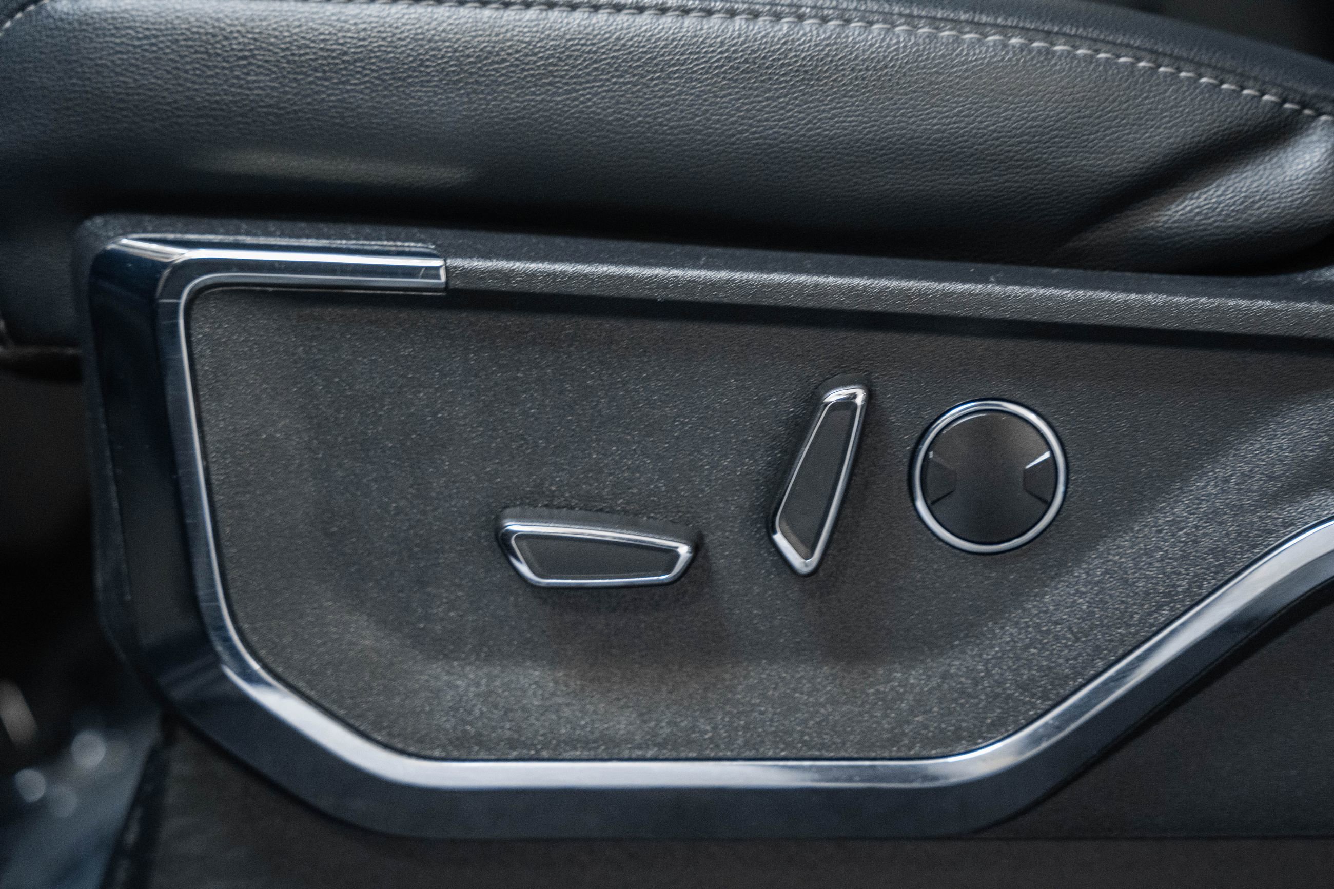 Certified 2023 Ford F150 Lariat w/ Equipment Group 502A High image 44