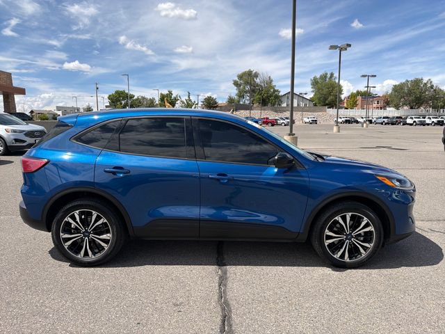 Certified 2022 Ford Escape SE w/ SE Sport Appearance Package AWD/4WD image 6