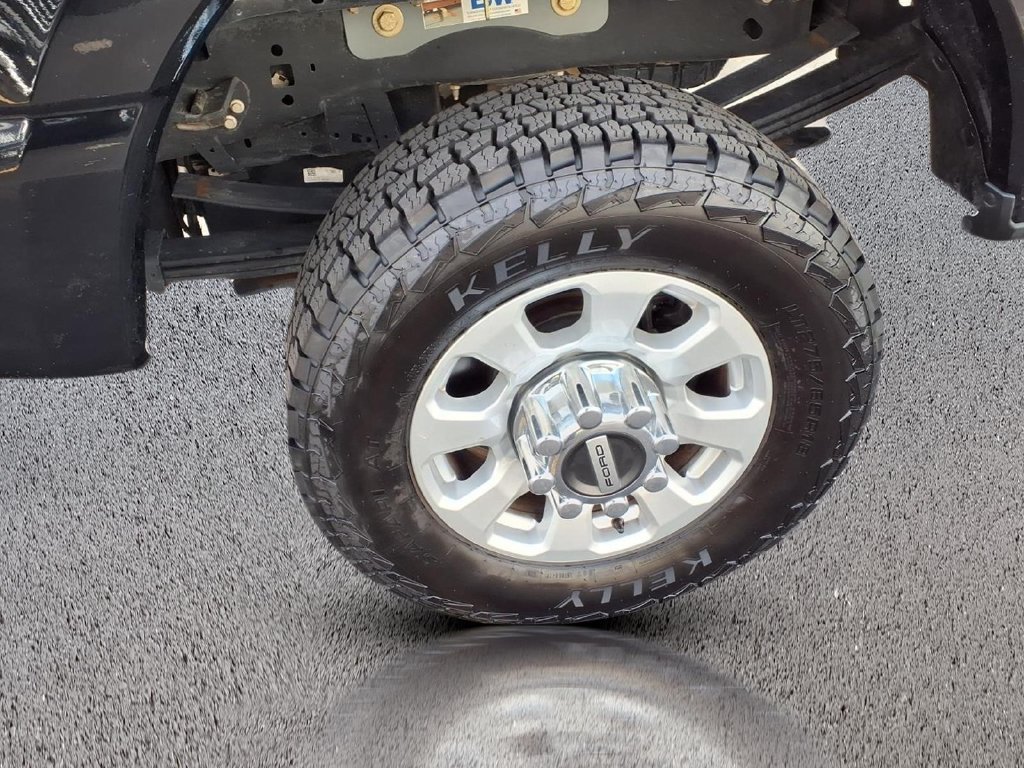 Certified 2023 Ford F350 XLT w/ 360-Degree Camera Package AWD/4WD image 27