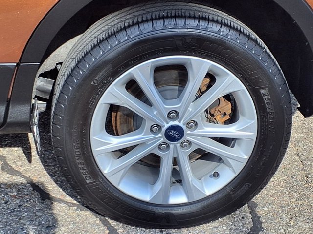 Certified 2017 Ford Escape SE w/ Equipment Group 201A FWD image 26