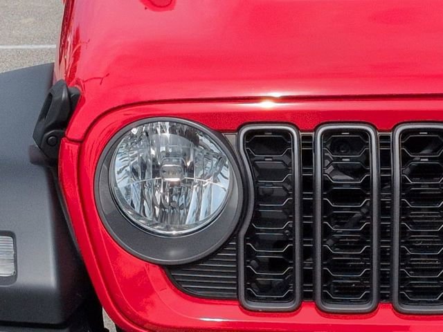 Used 2024 Jeep Wrangler Unlimited Sport AWD/4WD image 10