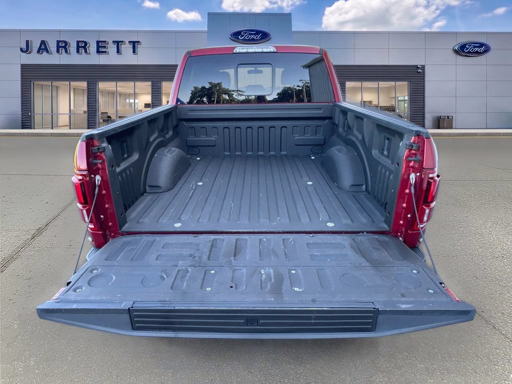 Certified 2019 Ford F150 Raptor w/ Equipment Group 802A Luxury AWD/4WD image 28