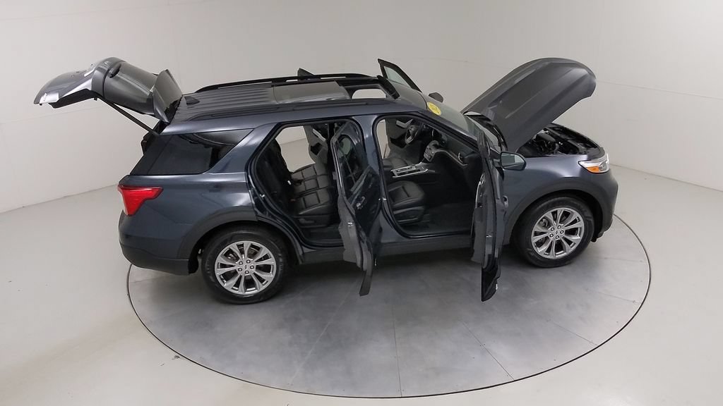 Certified 2023 Ford Explorer XLT w/ Equipment Group 202A AWD/4WD image 51