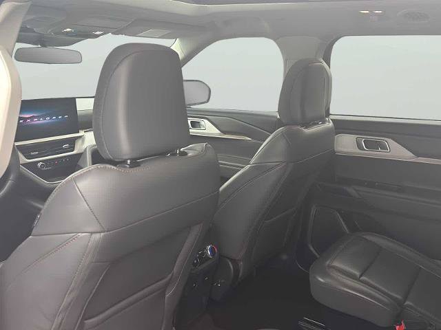 Certified 2025 Ford Explorer Active w/ Active Comfort Package AWD/4WD image 26