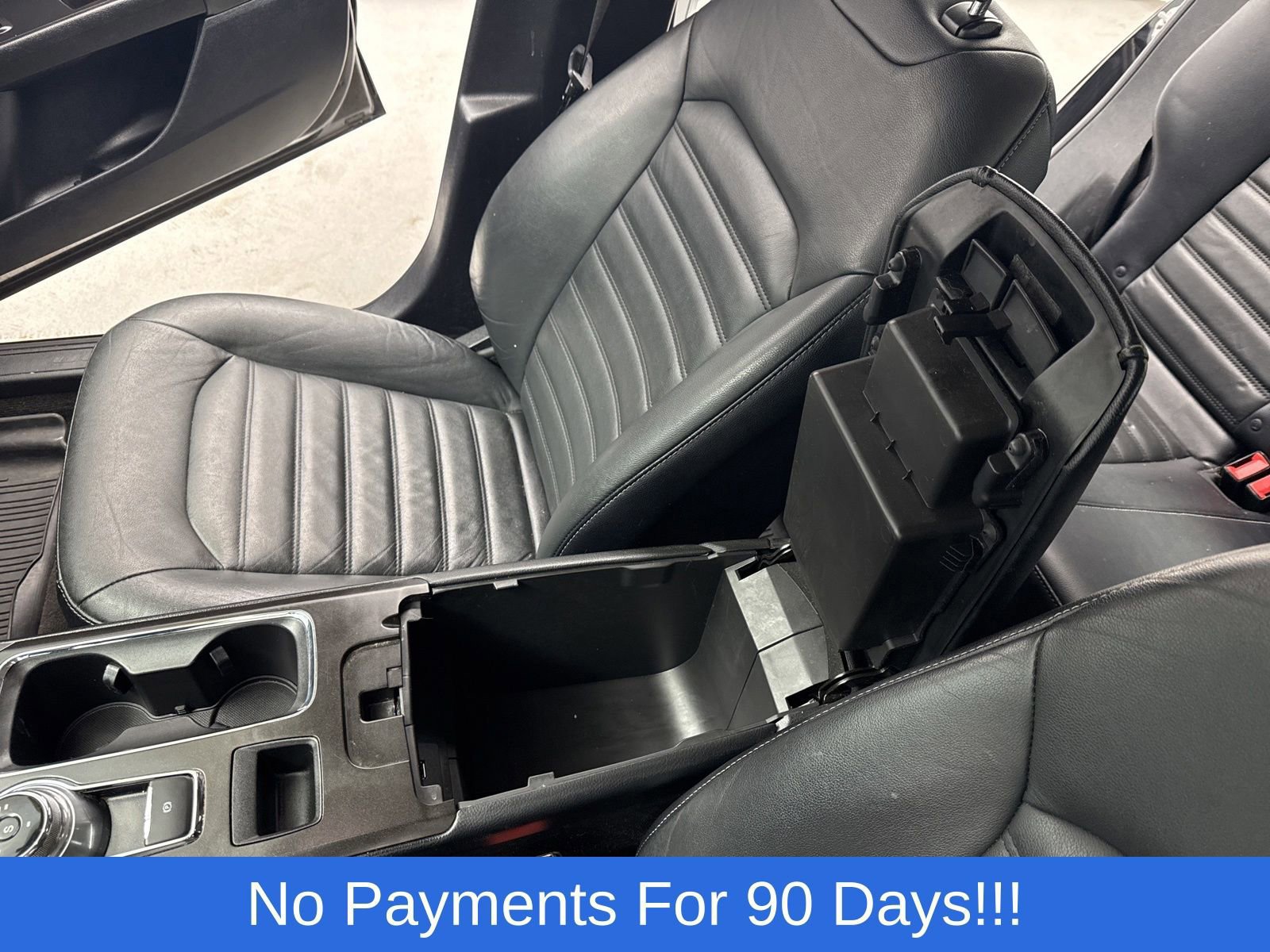 Certified 2018 Ford Fusion SE w/ Fusion SE Technology Package image 21