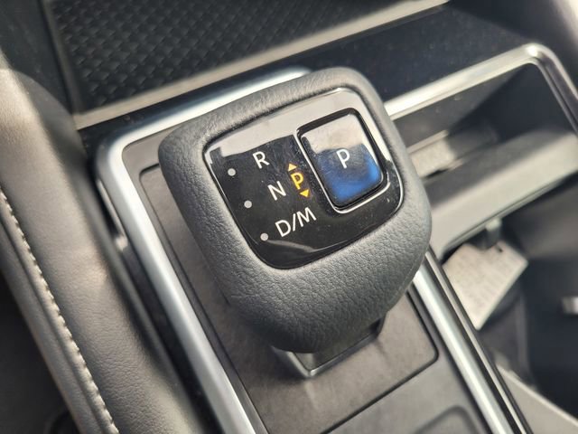 Used 2022 Nissan Pathfinder S image 18