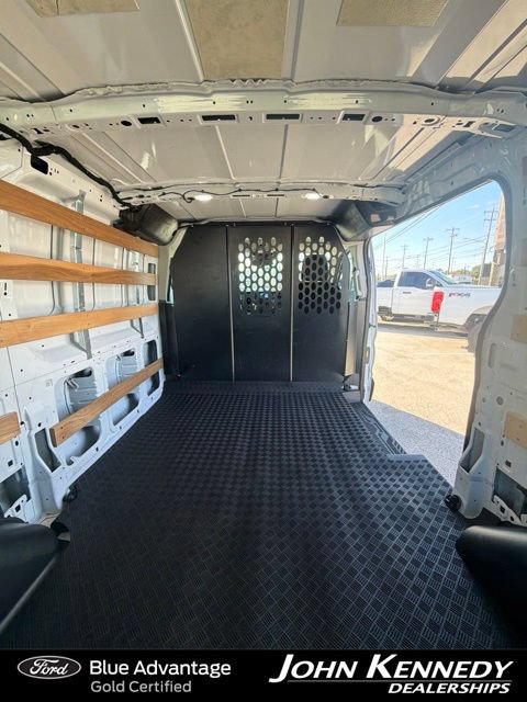 Certified 2025 Ford Transit 250 Low Roof w/ Exterior Upgrade Package RWD image 24