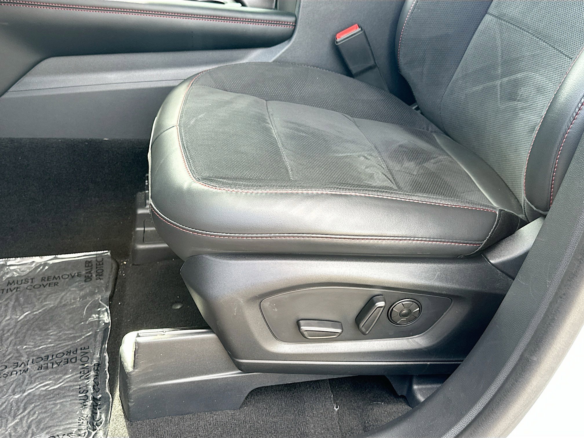 Certified 2025 Ford Explorer ST AWD/4WD image 20