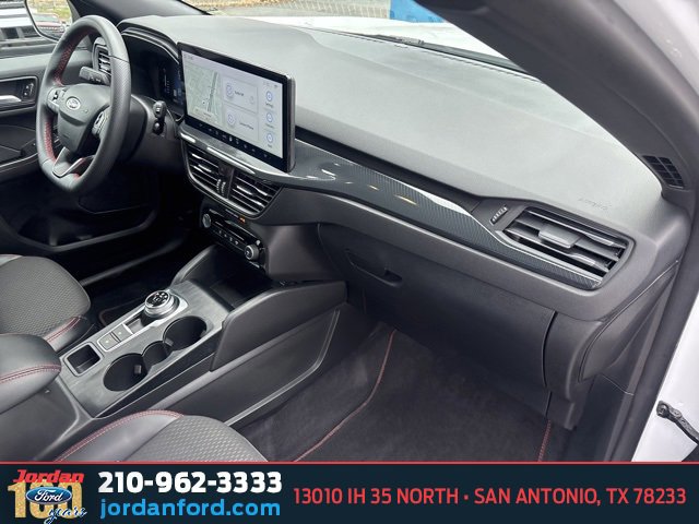 Certified 2023 Ford Escape ST-Line w/ Tech Pack #1 image 9