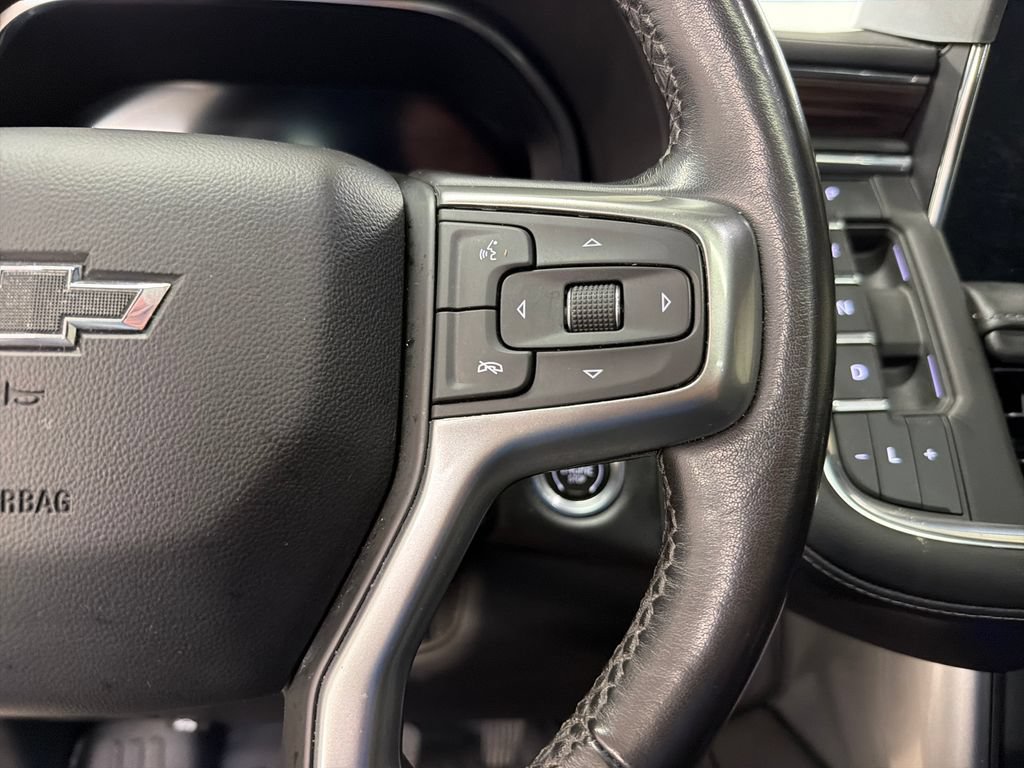 Used 2022 Chevrolet Tahoe Z71 w/ Luxury Package AWD/4WD image 22