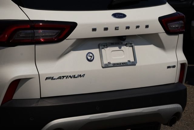 Certified 2024 Ford Escape Platinum AWD/4WD image 7