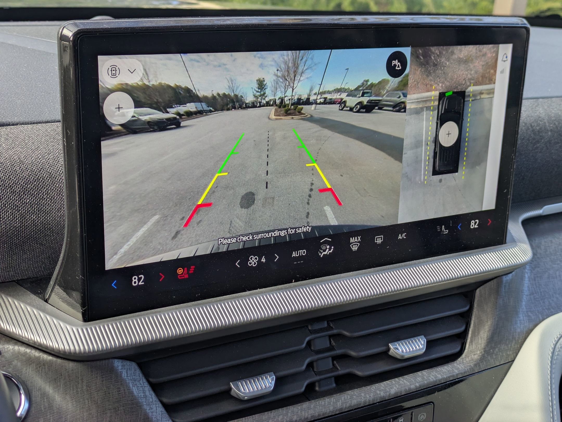 Certified 2025 Ford Explorer Platinum w/ Ultimate Package image 22