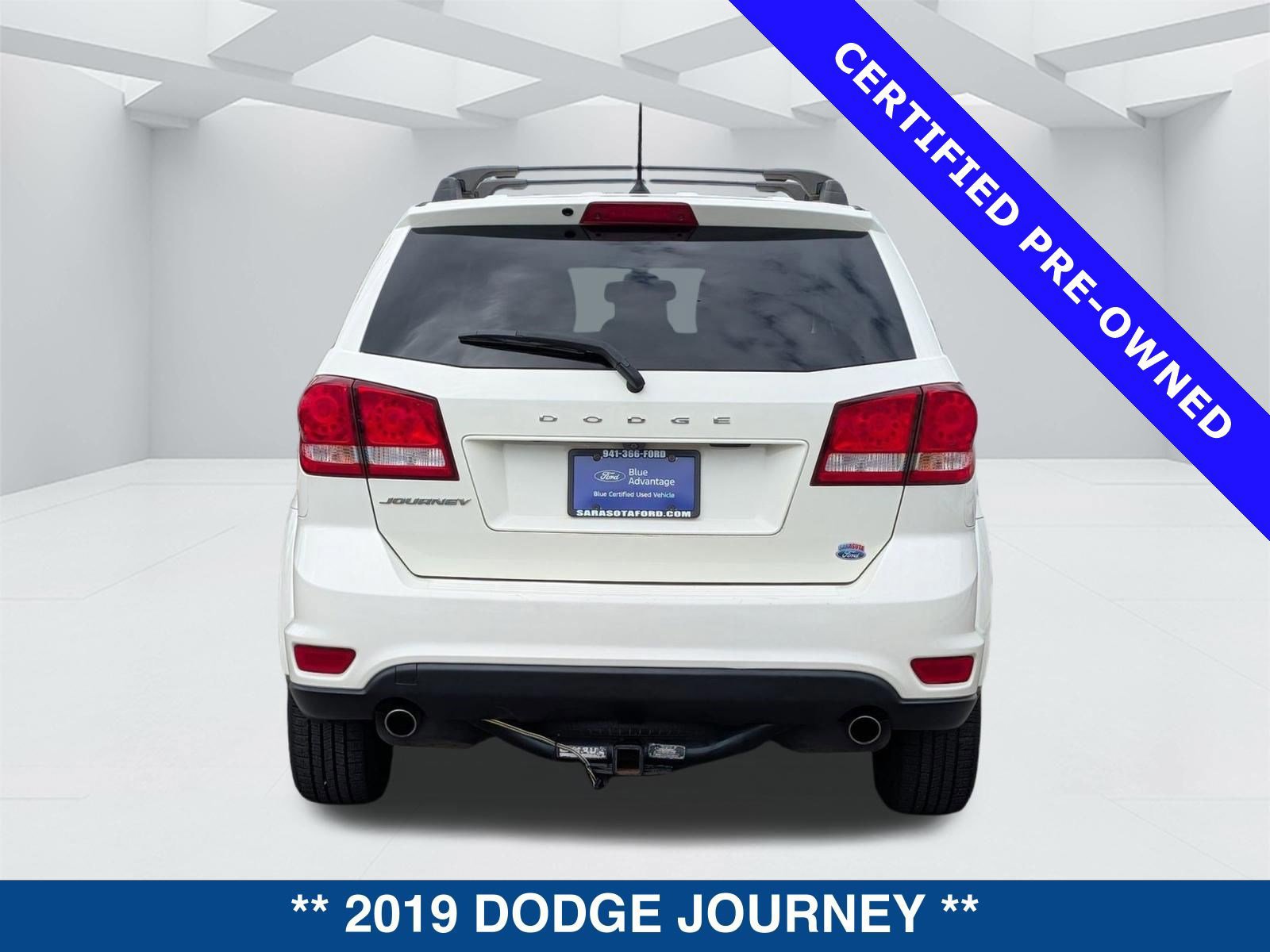 Used 2019 Dodge Journey SE w/ Blacktop Package image 4