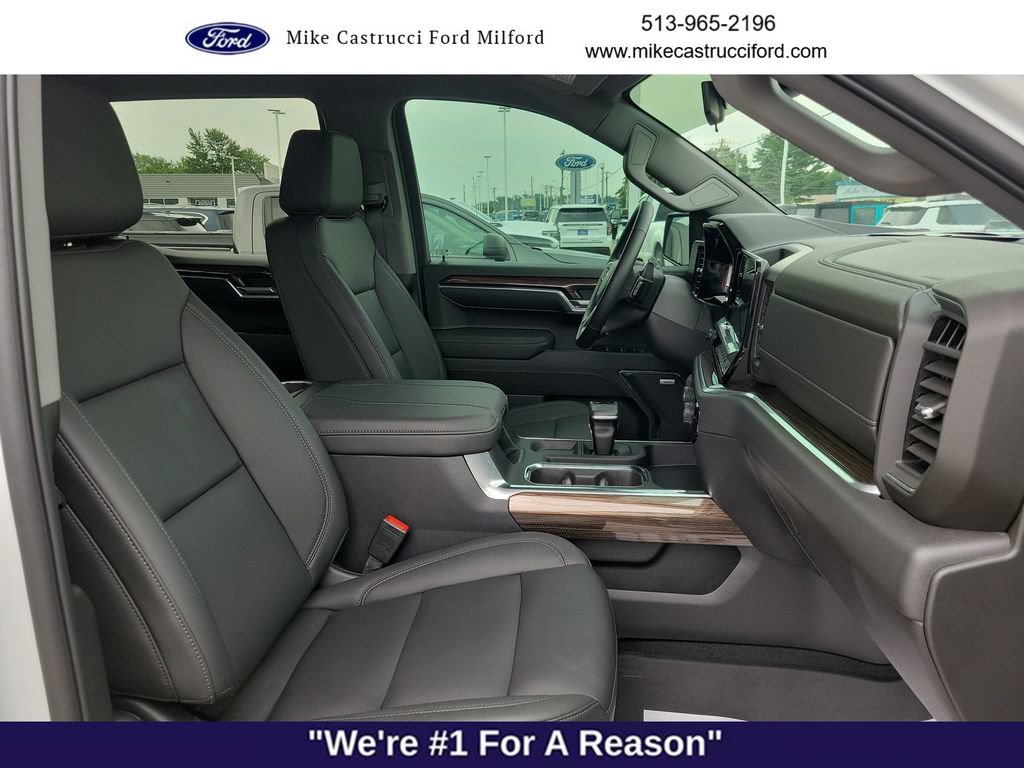 Used 2026 Chevrolet Silverado 1500 LT Trail Boss w/ LT Trail Boss Premium Package AWD/4WD image 22