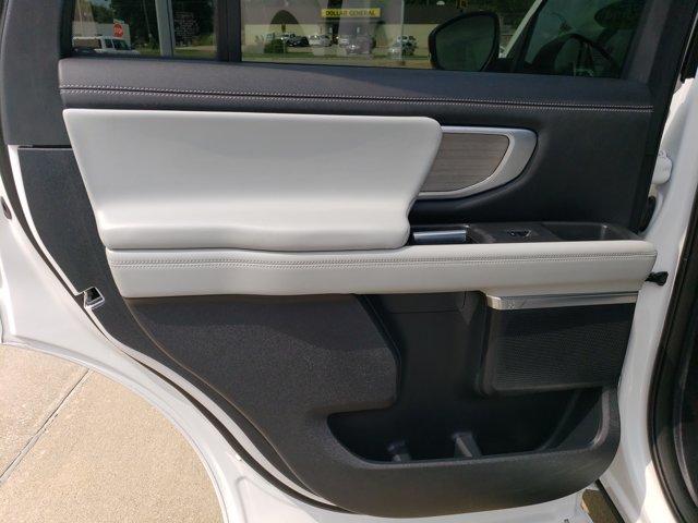 Certified 2025 Ford Expedition Platinum AWD/4WD image 14