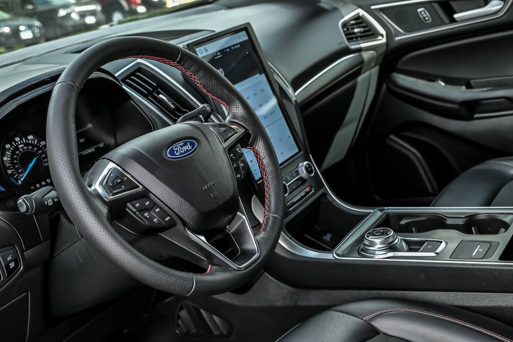 Certified 2023 Ford Edge ST-Line w/ Class II Trailer Tow Package AWD/4WD image 18