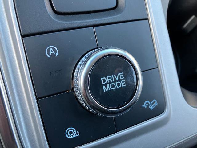 Certified 2023 Ford Explorer Platinum w/ Premium Technology Package AWD/4WD image 39