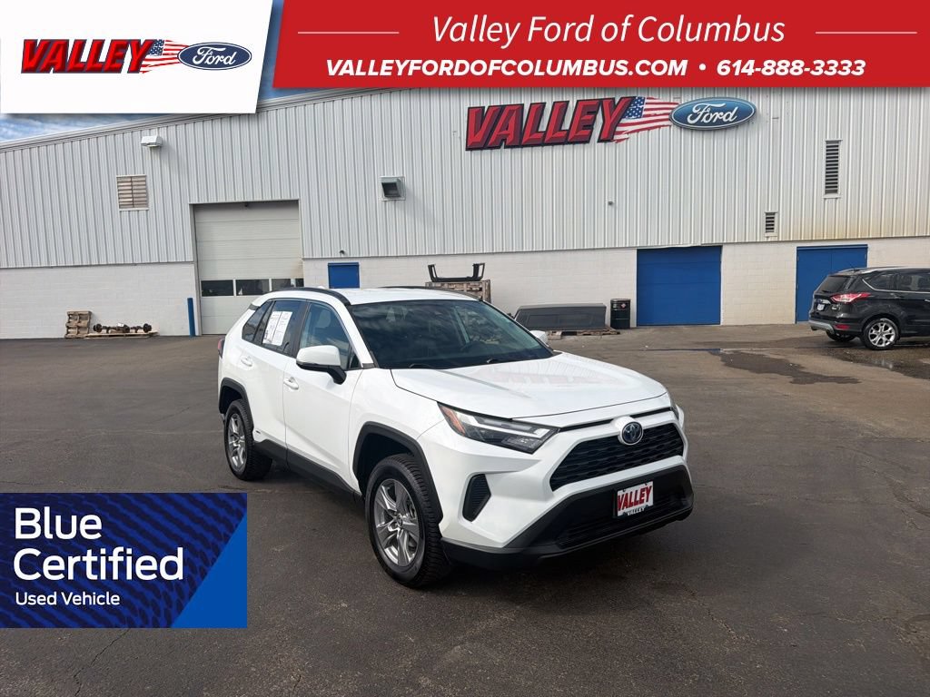 Used 2023 Toyota RAV4 XLE AWD/4WD video 1
