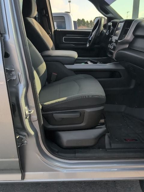 Used 2022 RAM 2500 Big Horn w/ Night Edition AWD/4WD image 16