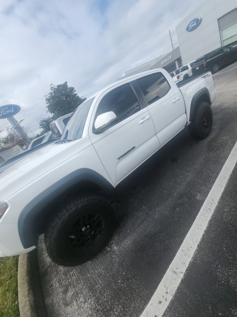 Used 2023 Toyota Tacoma TRD Off-Road w/ Technology Package image 10