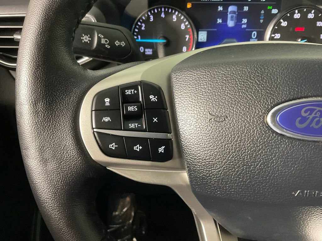 Certified 2024 Ford Explorer XLT w/ Equipment Group 202A image 23