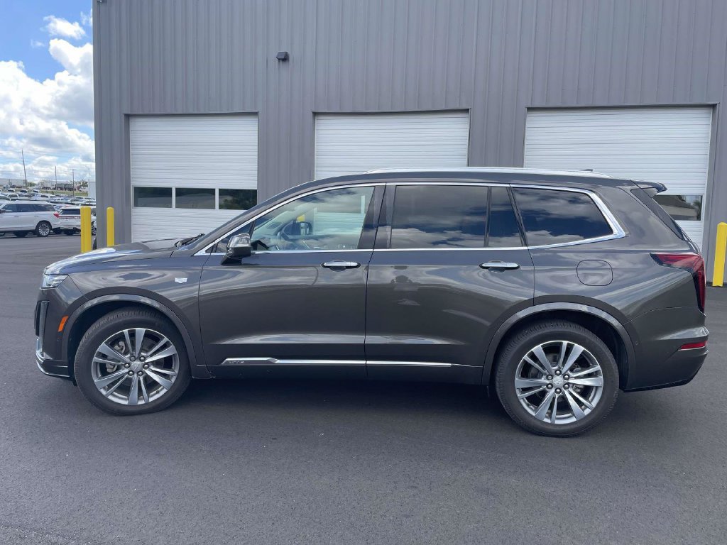 Used 2020 Cadillac XT6 Premium Luxury FWD image 6