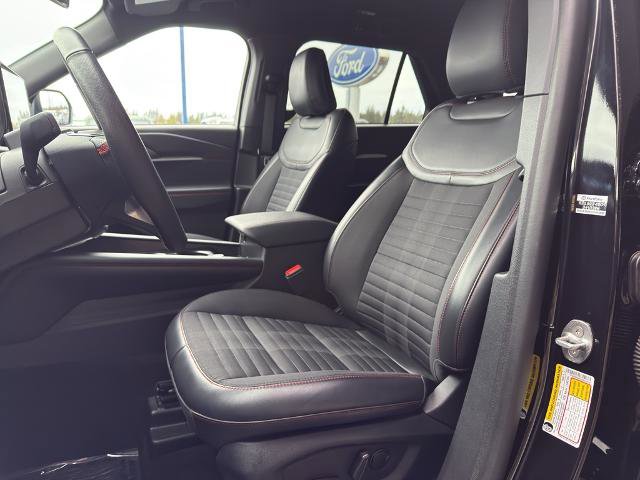 Certified 2025 Ford Explorer ST-Line image 17