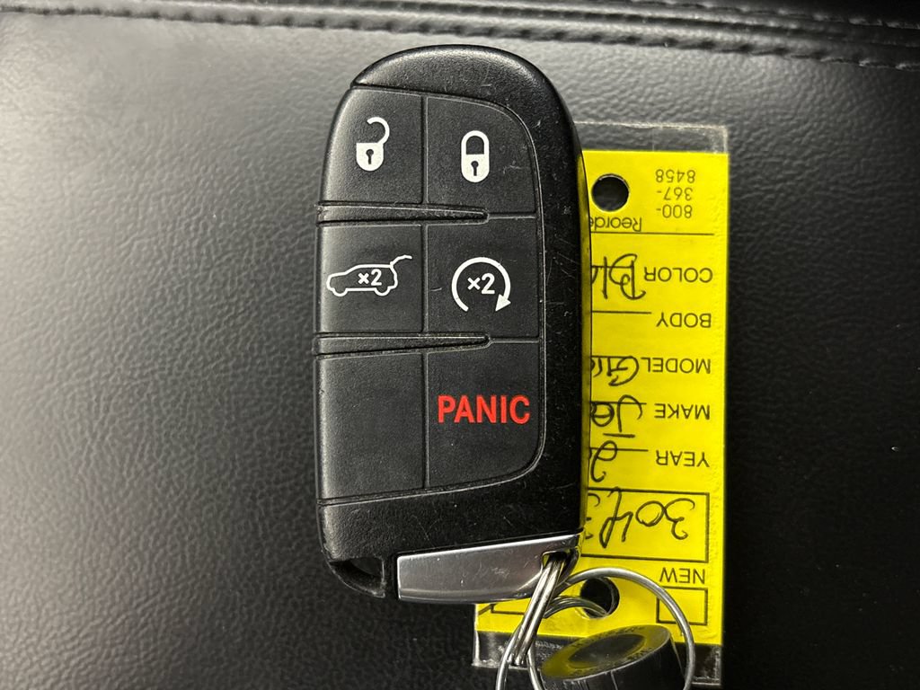 Used 2018 Jeep Grand Cherokee Altitude RWD image 33