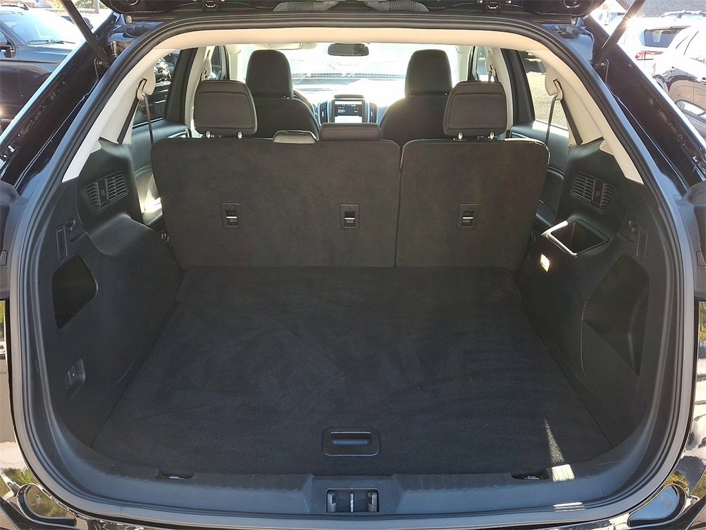 Certified 2022 Ford Edge SE w/ Black Appearance Package image 28