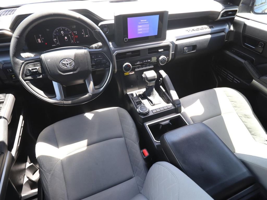 Used 2024 Toyota Tacoma SR5 w/ SR5 Upgrade Package AWD/4WD image 11