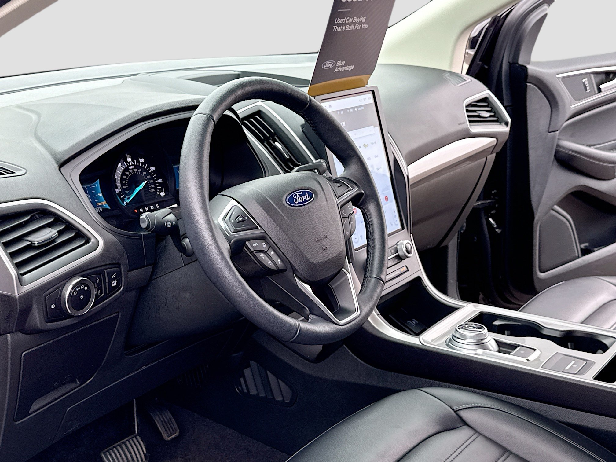 Certified 2023 Ford Edge SEL w/ Convenience Package AWD/4WD image 4