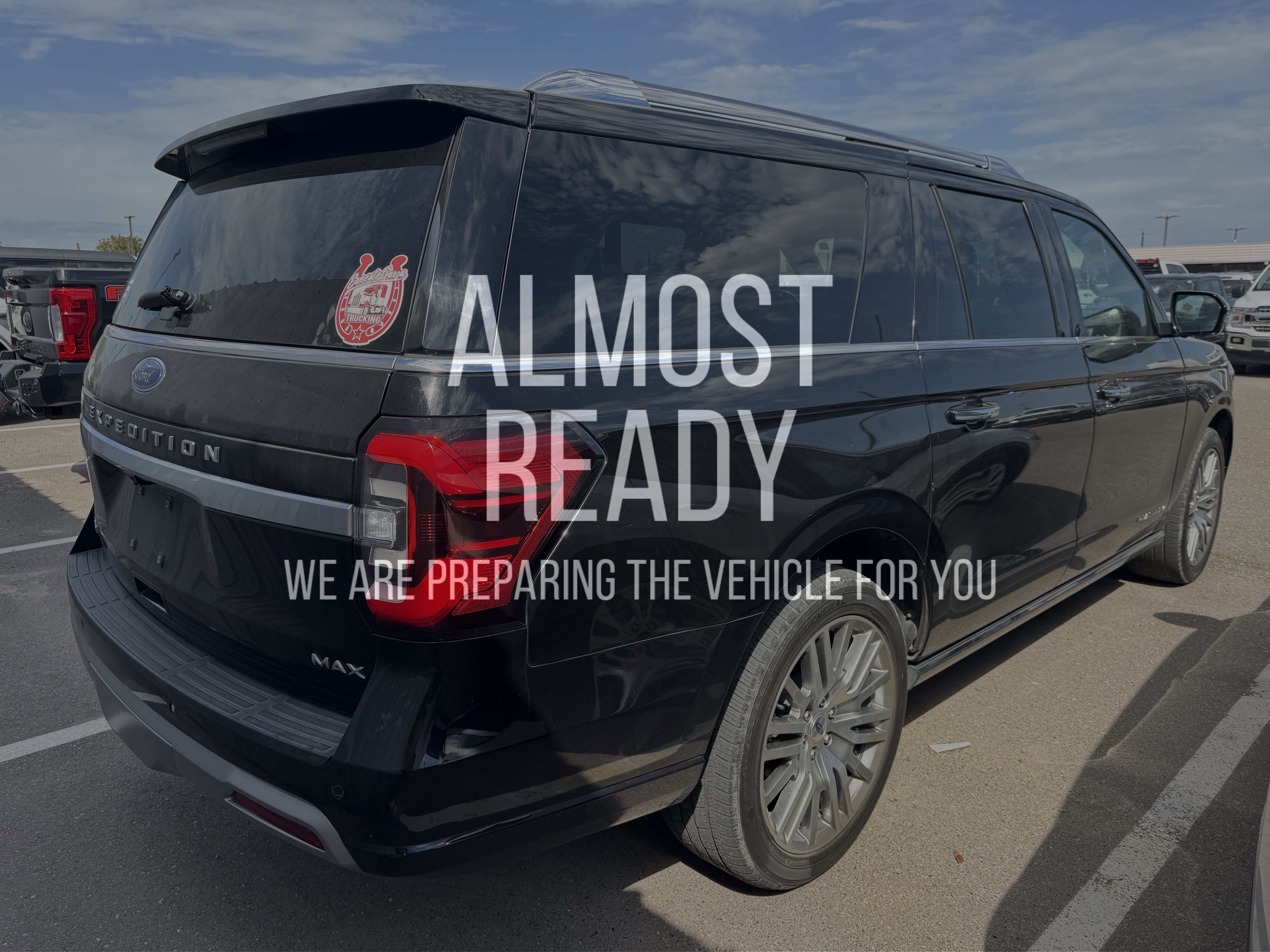 Certified 2023 Ford Expedition Max Platinum RWD image 4