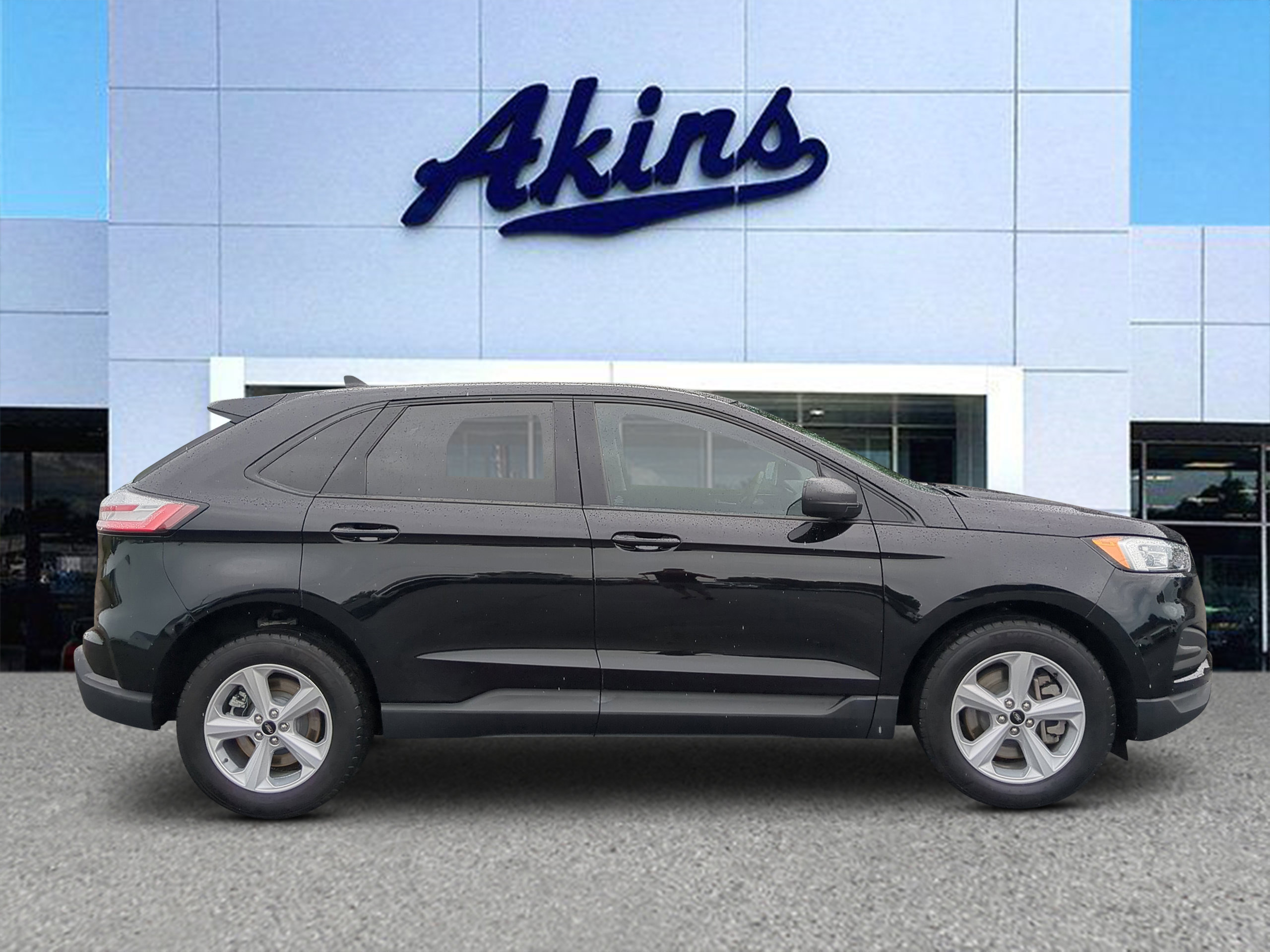 Certified 2024 Ford Edge SE