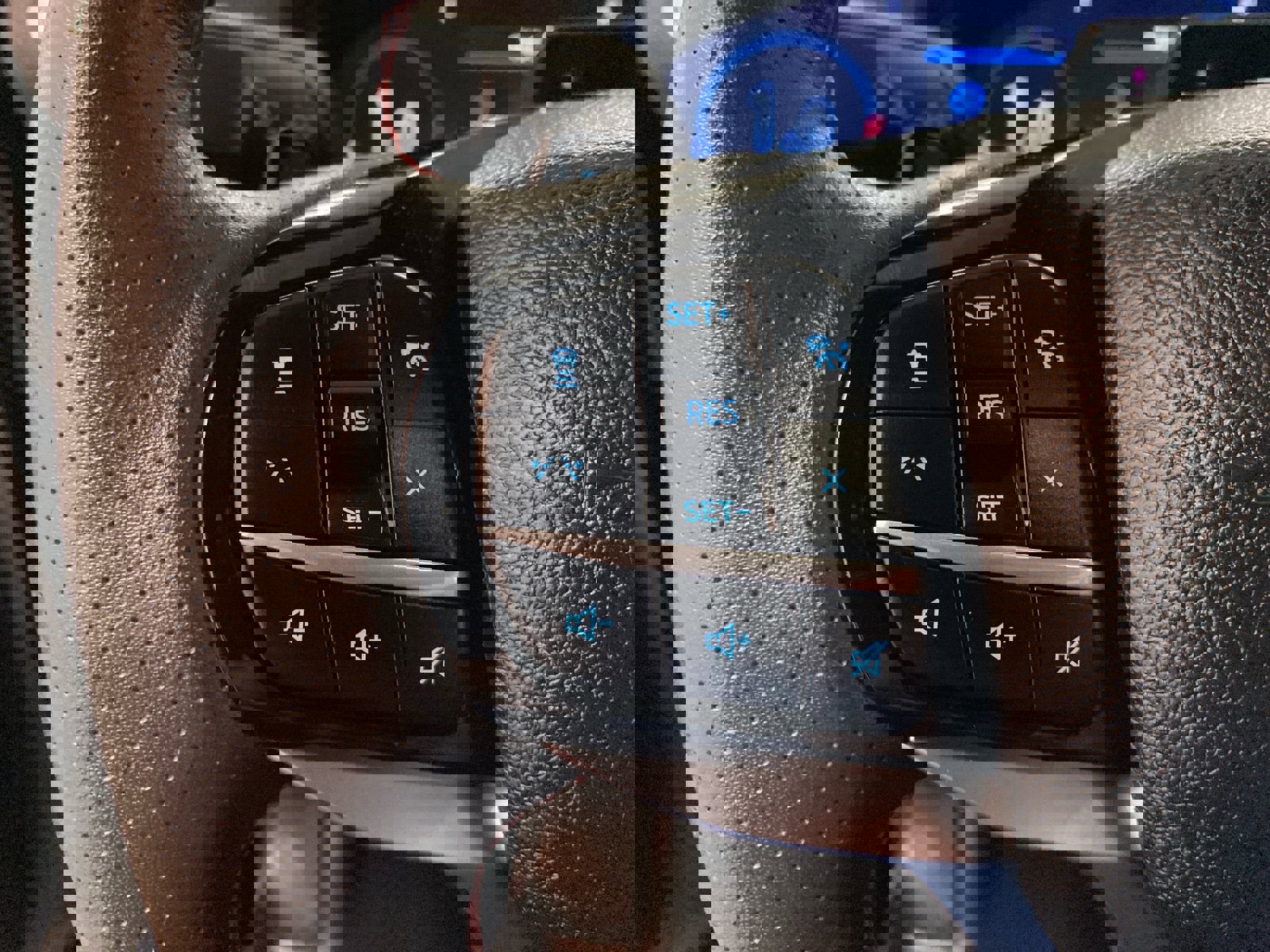 Certified 2025 Ford Explorer ST image 20