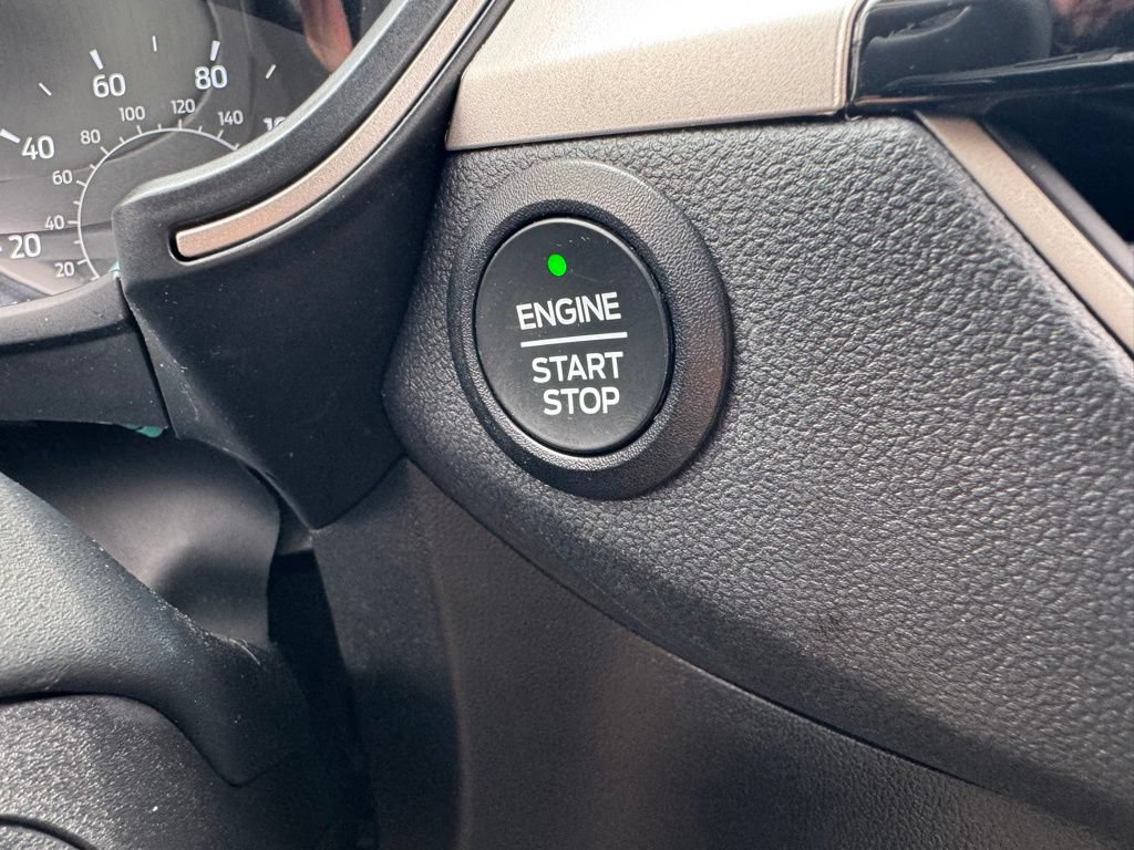 Certified 2022 Ford Escape SE AWD/4WD image 18
