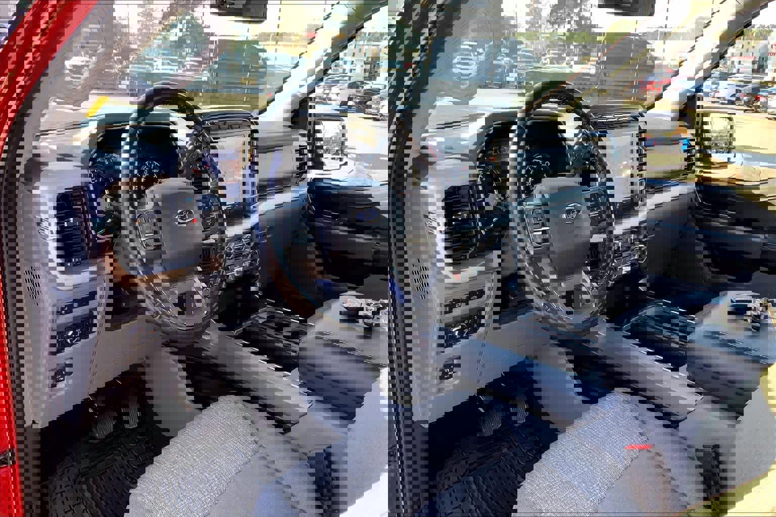 Certified 2021 Ford F150 XLT w/ Equipment Group 302A High image 15