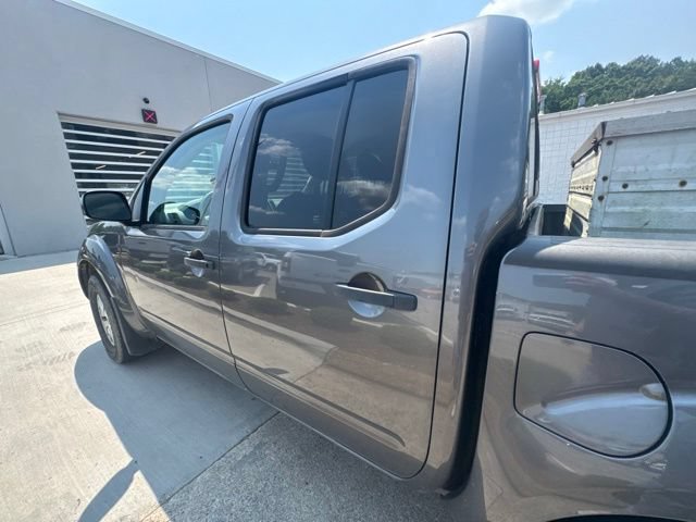 Used 2021 Nissan Frontier SV w/ SV Utility Package AWD/4WD image 16