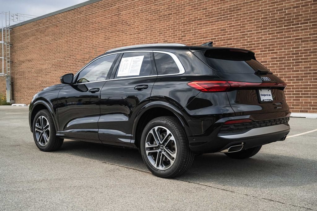 Used 2025 Audi Q5 Premium w/ Convenience Package AWD/4WD image 4