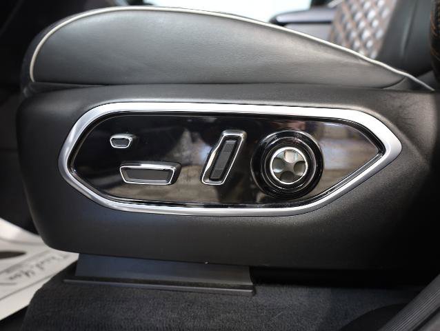 Used 2023 Jeep Grand Cherokee L Summit image 19