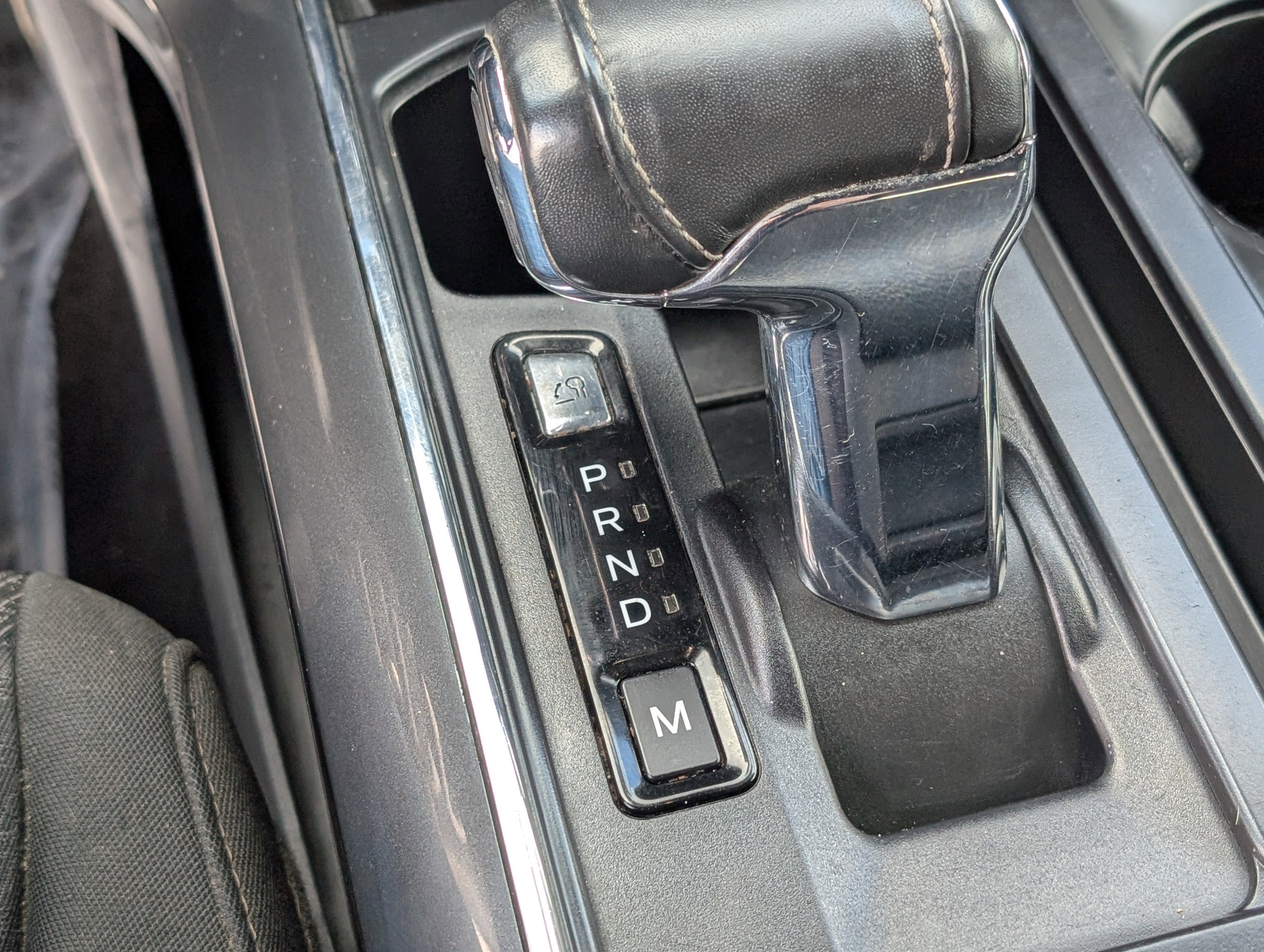 Certified 2022 Ford F150 XLT w/ Equipment Group 302A High image 26