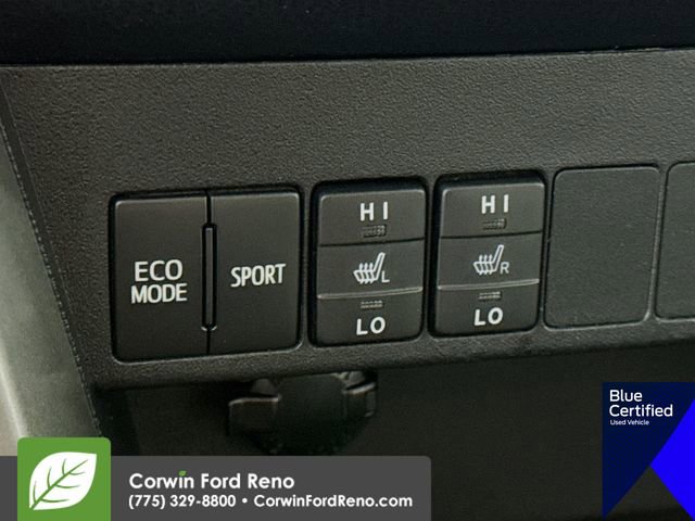 Used 2017 Toyota RAV4 Limited image 22