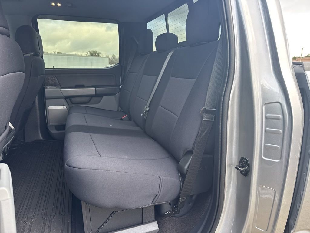 Certified 2022 Ford F150 XLT w/ Equipment Group 302A High image 18